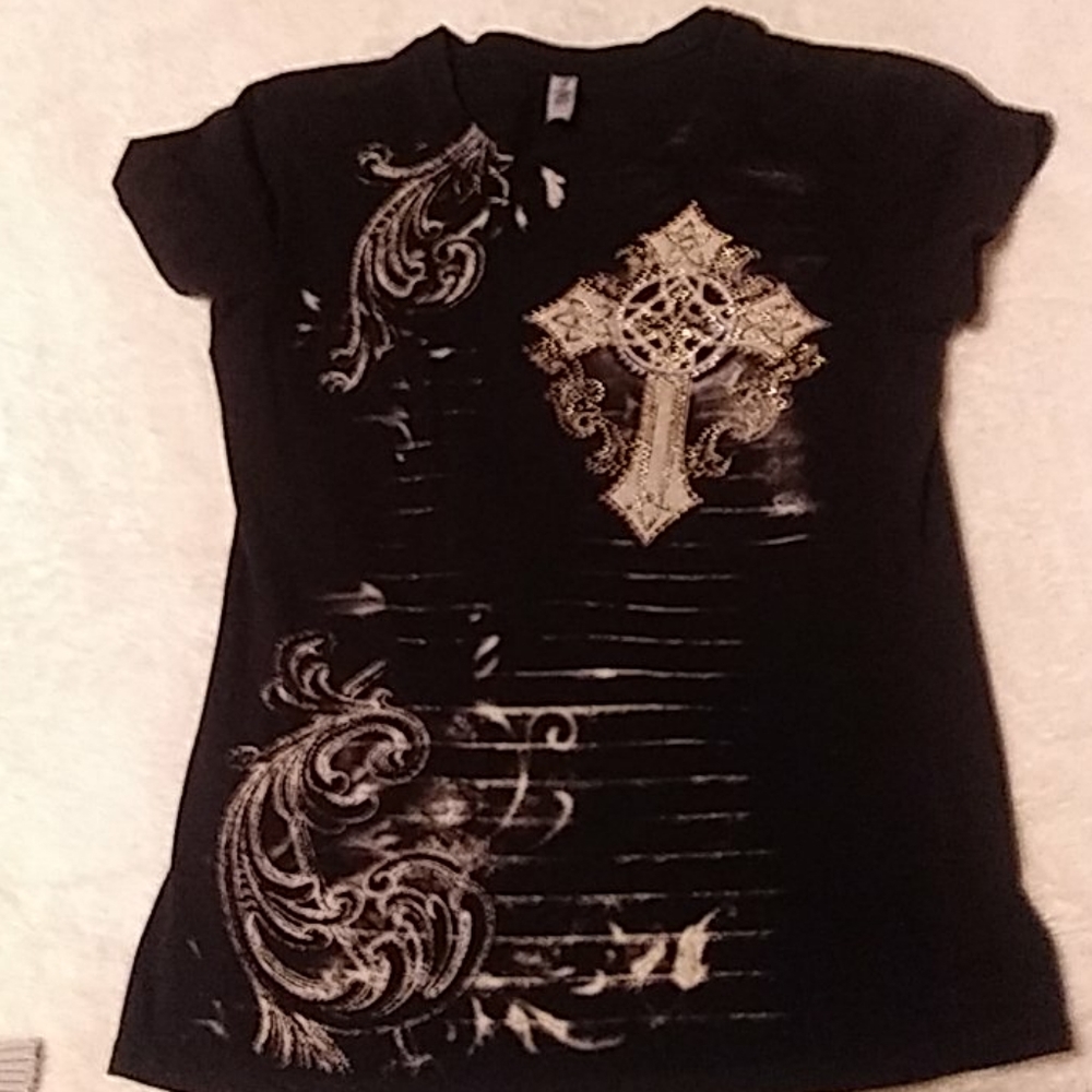 Shirt sleeve tee
